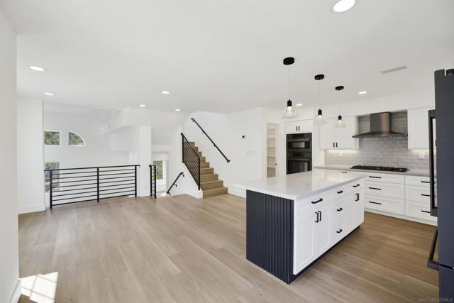 12523 El Camino Real, San Diego CA: https://media.crmls.org/mediaz/51926e7c-ae50-4cc0-b450-9dc9e187f6db.jpg