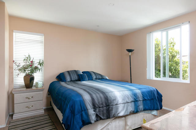 751 Paseo Nogales, Oxnard CA: https://media.crmls.org/mediaz/51938793-0069-4c85-bd95-8dd9d2f7f868.jpg