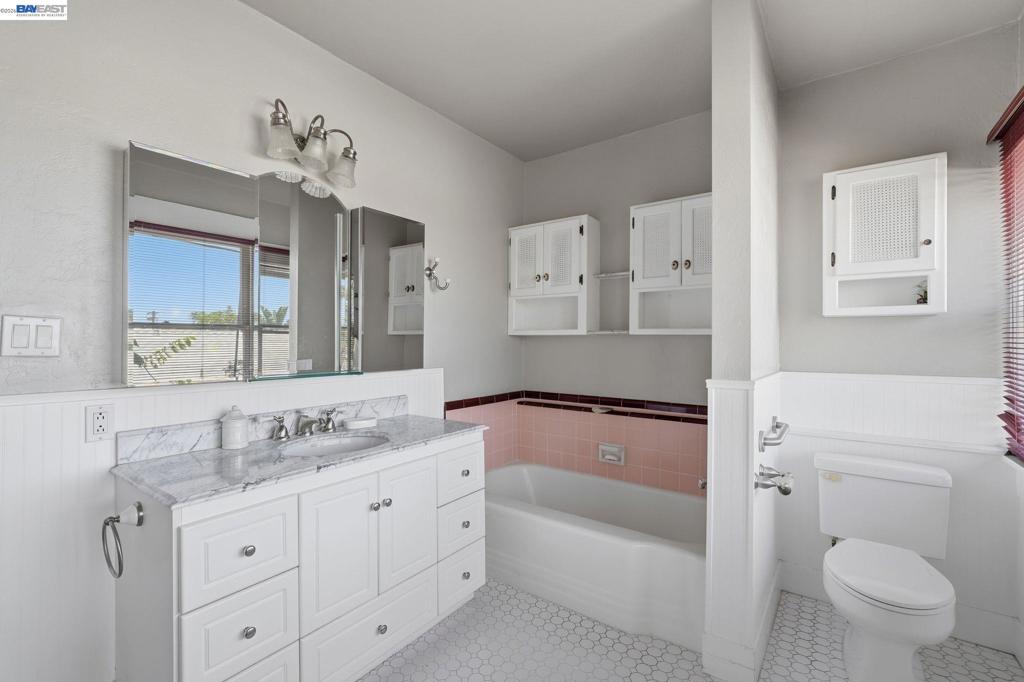 1412 30th St - photo 17