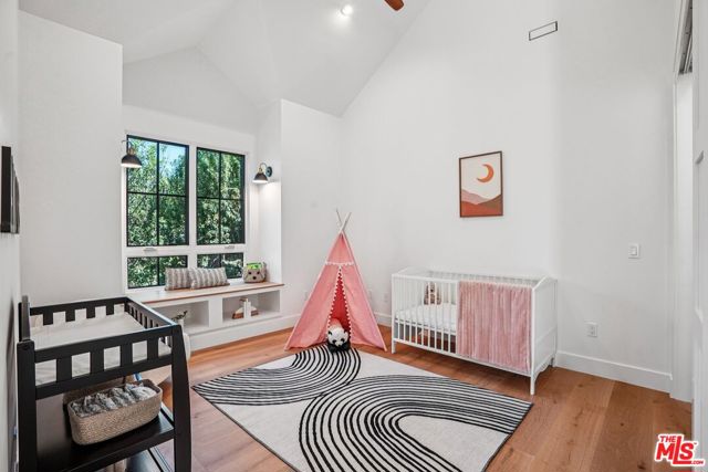 4034 Coolidge Avenue, Culver City CA: https://media.crmls.org/mediaz/51940a78-2beb-4aa4-883b-ab544208849d.jpg
