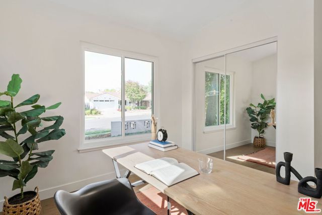 22946 Brenford Street, Woodland Hills CA: https://media.crmls.org/mediaz/51940f76-40d3-43ff-b87a-b08d0f3887fd.jpg