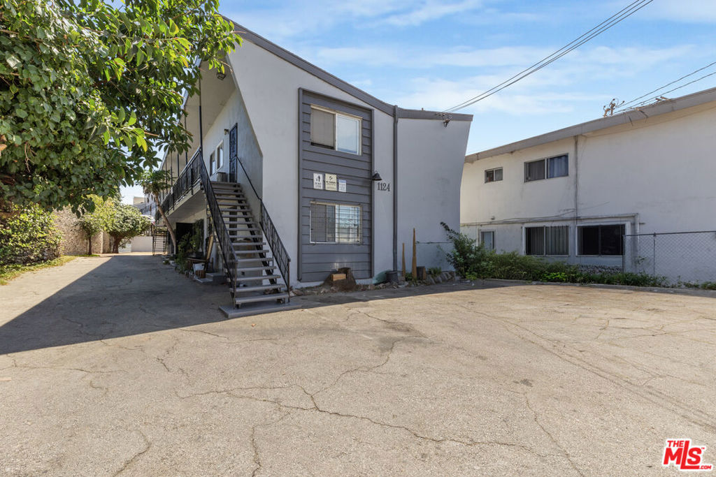 Multifamily at 1124 W 117th Street