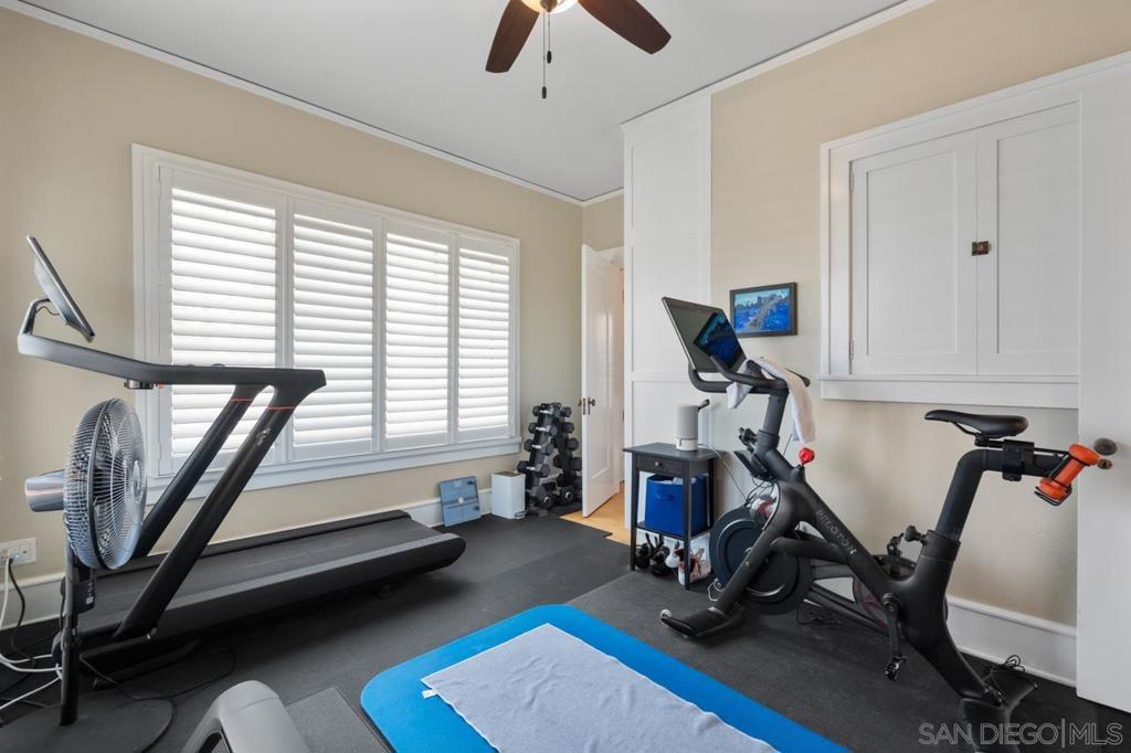 MLS #250040372SD image #38