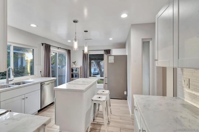 Image 13 of 48 For 9737 Benavente Pl
