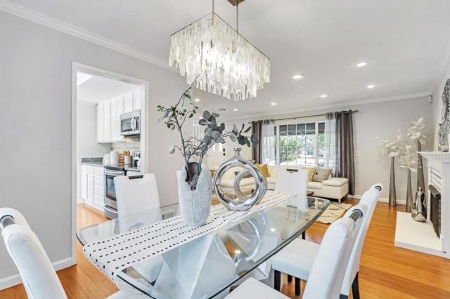 621 Harrow Way, Sunnyvale CA: https://media.crmls.org/mediaz/51964327-6908-49de-81ed-5e3f4743c5c0.jpg