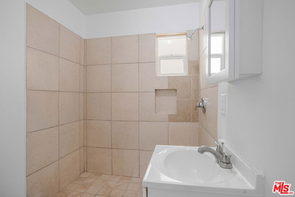 MLS #25597431 image #15