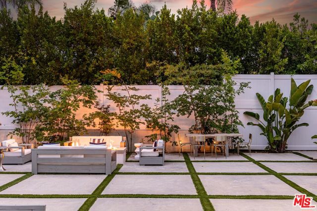 5162 Otis Avenue, Tarzana CA: https://media.crmls.org/mediaz/51970e0a-8716-4c26-ae42-1787659db83c.jpg