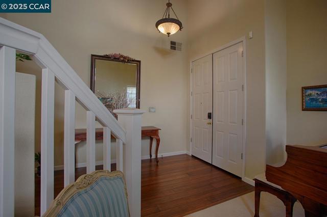 1409 Dumaine St, Concord CA: https://media.crmls.org/mediaz/5198d9bd-9dc6-41a0-b21e-1a300e75b346.jpg