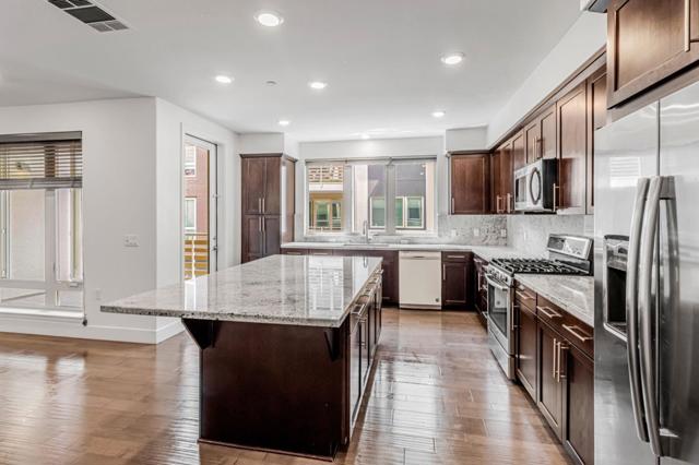 380 Riesling Avenue, Milpitas CA: https://media.crmls.org/mediaz/51995014-002b-4e92-9018-f6dea063990c.jpg