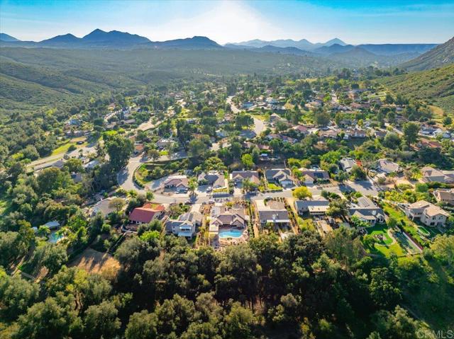 Detail Gallery Image 10 of 42 For 15937 Litten Way, Ramona,  CA 92065 - 3 Beds | 2 Baths