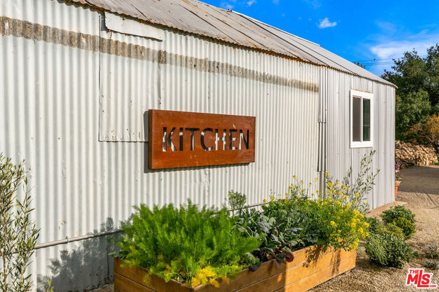 Details for 828 Fordyce Rd & 2561 Grand Avenue, Ojai, CA 93023