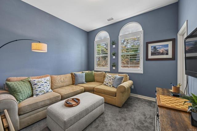 939 Bluejack Road, Encinitas CA: https://media.crmls.org/mediaz/519a7b7d-a6cf-4476-8d74-9a286ac8b08c.jpg