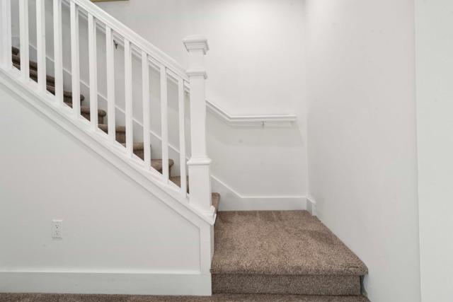 42 Farragut, San Francisco CA: https://media.crmls.org/mediaz/519aafac-6695-434e-9cdd-3394e7a243a9.jpg