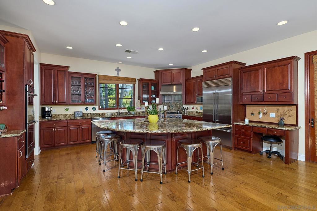 645 N. Rios - photo 4