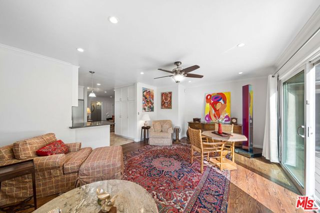 4942 Stern Avenue photo 17