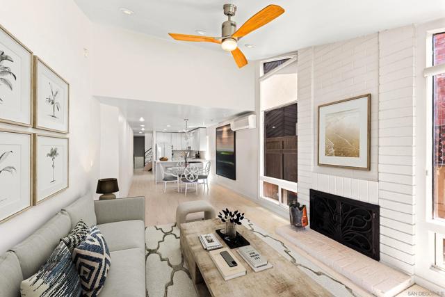 194 Neptune Ave, Encinitas CA: https://media.crmls.org/mediaz/519b6551-45cc-4c53-8f61-ac2716cab860.jpg