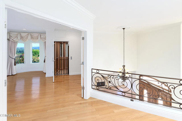 7111 Los Coyotes Place, Camarillo CA: https://media.crmls.org/mediaz/519c255d-e593-4ae5-a133-0658578749b8.jpg