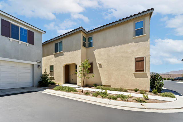 31445 Wieck Road, Winchester CA: https://media.crmls.org/mediaz/519cdbdb-9326-49b9-9eca-c5f9a5ae9203.jpg