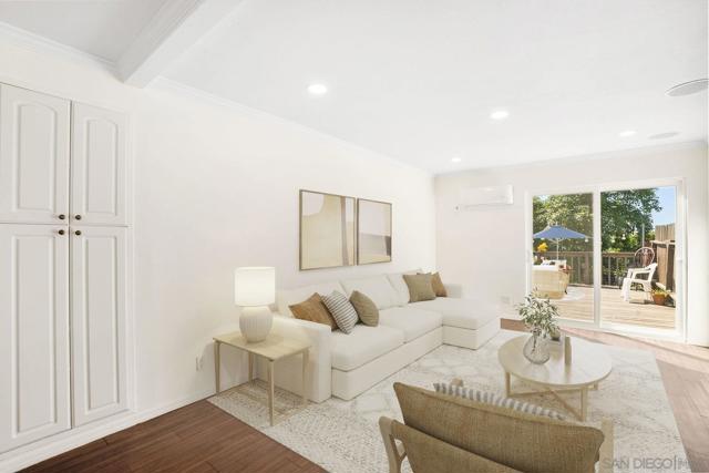 8545 Gardena Rd, Lakeside CA: https://media.crmls.org/mediaz/519e2bc3-7f33-45e6-8840-95bd8f08c2d7.jpg