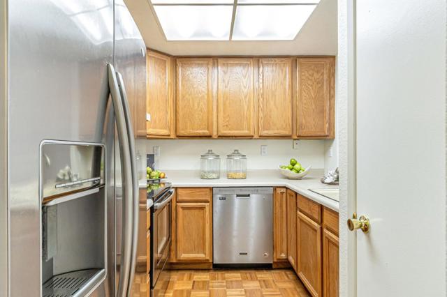 5386 Borneo Circle, San Jose CA: https://media.crmls.org/mediaz/519f58b9-9672-4b17-a8ea-13cb5c03cd5f.jpg