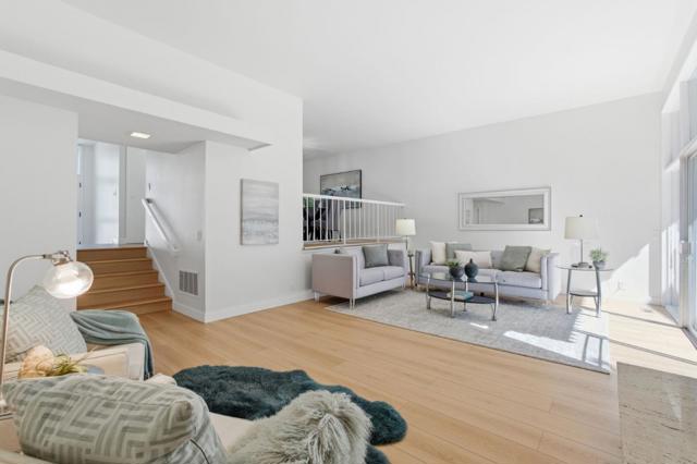 315 Carlos Avenue, Redwood City CA: https://media.crmls.org/mediaz/519fb536-194f-49cd-87f1-8ac951b14d43.jpg