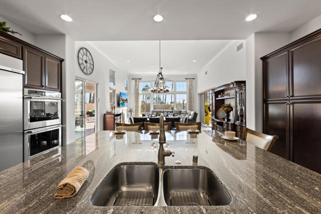 Image 12 of 67 For 80481 Platinum Way