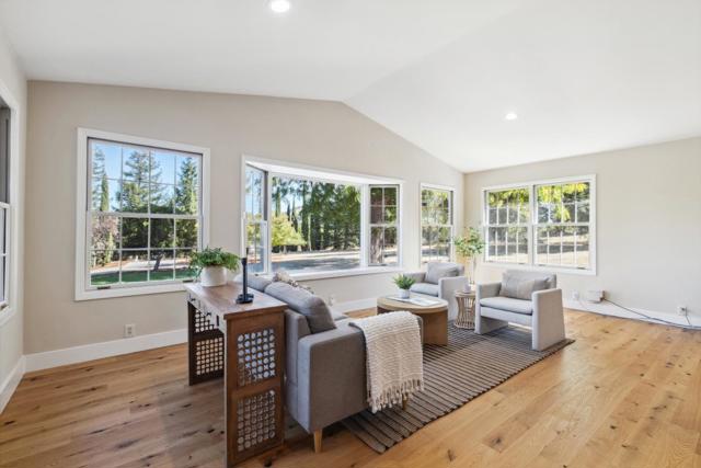 16035 Oak Glen Avenue, Morgan Hill CA: https://media.crmls.org/mediaz/51a0b42d-faba-45d2-acf2-5e020b8e8b66.jpg