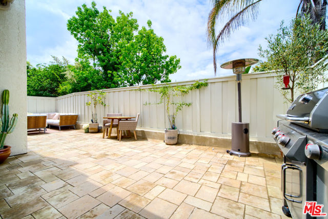 52 Carriage Hill Lane, Laguna Hills CA: https://media.crmls.org/mediaz/51a0d37e-a78d-46cc-b4d0-d24758f1c7e4.jpg