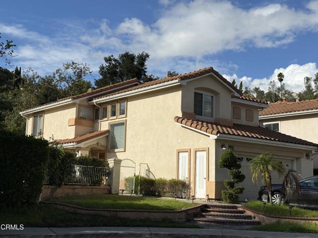 Detail Gallery Image 3 of 6 For 833 Calle La Primavera, Glendale,  CA 91208 - 3 Beds | 3 Baths