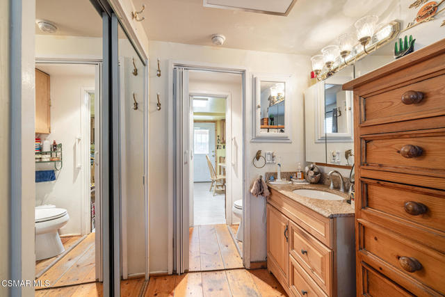 5324 Chesebro Road, Agoura Hills CA: https://media.crmls.org/mediaz/51a1b762-85a6-44c5-8a94-dc1cebd4bc17.jpg