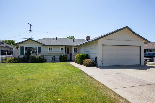 2927 La Jolla Avenue, San Jose CA: https://media.crmls.org/mediaz/51a20642-da7a-418c-8dfa-c810ea48b54c.jpg