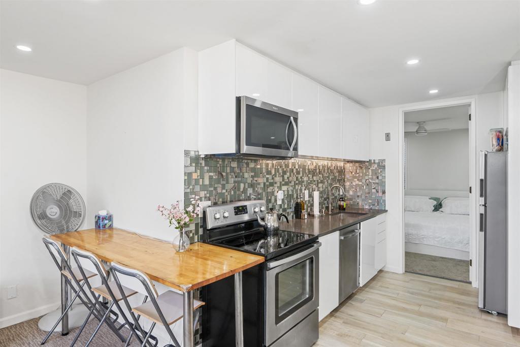 725 Redondo Court - photo 4