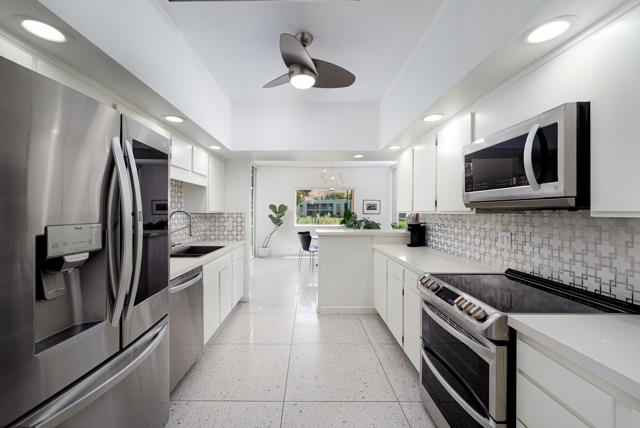 519 Desert Lakes Drive, Palm Springs CA: https://media.crmls.org/mediaz/51a24c82-4cac-4480-ab9b-1440a4d2be1e.jpg