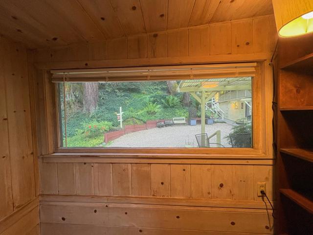 8787 Highway 9, Ben Lomond CA: https://media.crmls.org/mediaz/51a2c03c-4c3e-40ec-ada6-729336d7fd70.jpg