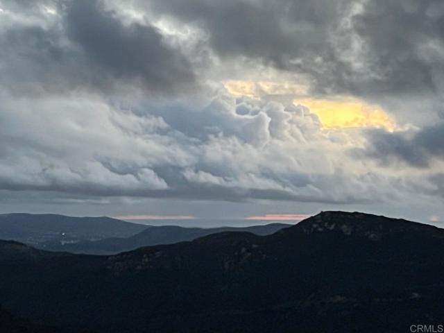 Detail Gallery Image 64 of 68 For 28521 Gladstone Ct, Escondido,  CA 92026 - 3 Beds | 3/1 Baths