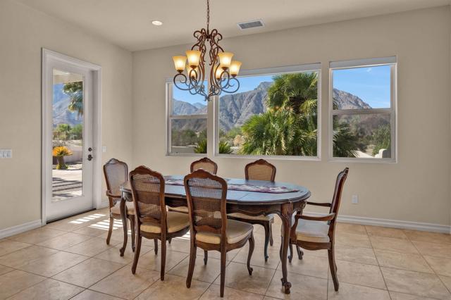 341 Ocotillo Cir, Borrego Springs CA: https://media.crmls.org/mediaz/51a5defe-59f3-422f-8c8d-00d875e3d2f9.jpg