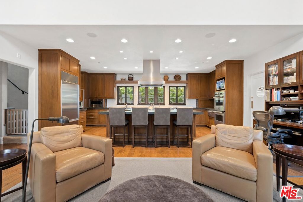 MLS #25564843 img 27