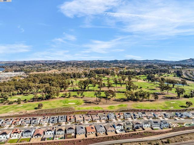 4171 Markovich Ct, Richmond CA: https://media.crmls.org/mediaz/51a89ba6-a120-4cb5-9d86-619852429fab.jpg