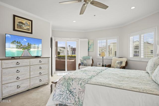 5270 W Wooley Road, Oxnard CA: https://media.crmls.org/mediaz/51a8efde-3ef3-4b8b-a0de-d2eaff84fbc0.jpg