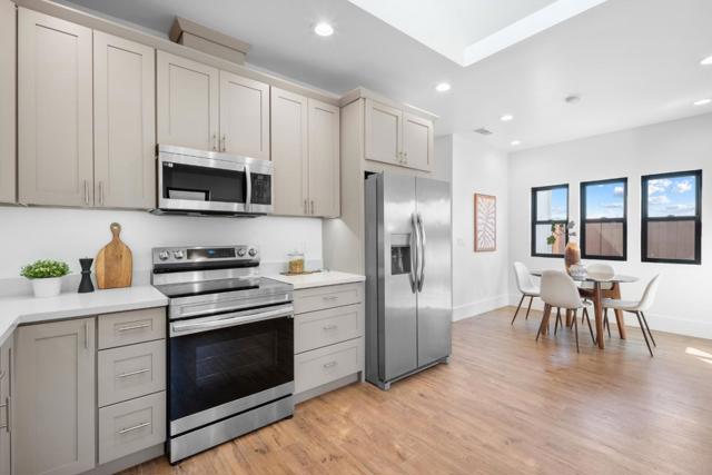 288 Clearpark Circle, San Jose CA: https://media.crmls.org/mediaz/51a9dc70-dfd4-4701-9a40-061b0fb79aca.jpg