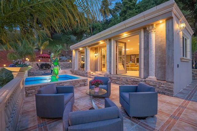 16840 Cypress Way, Los Gatos CA: https://media.crmls.org/mediaz/51aa00c3-2c75-49de-9ec4-517080057c68.jpg