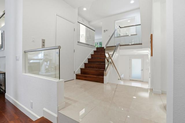 1621 Stone Pine Lane, Menlo Park CA: https://media.crmls.org/mediaz/51ab62ec-c361-487f-8755-fe8ccfb0ebd1.jpg