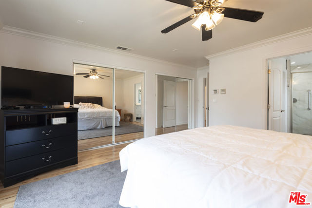 4535 W 168th Street, Lawndale CA: https://media.crmls.org/mediaz/51abc246-9240-426f-984d-cd0baa6f1892.jpg