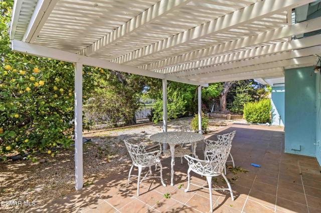 5506 Aurelia Street, Simi Valley CA: https://media.crmls.org/mediaz/51ac3094-495b-4274-be48-cc5c222c5d11.jpg