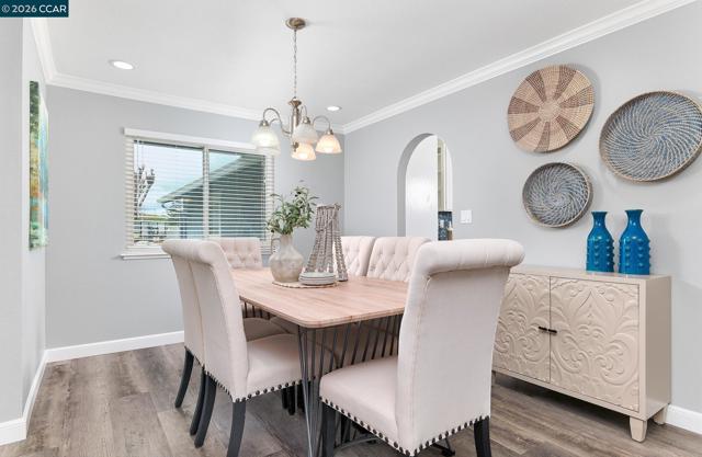 Image 18 of 43 For 23 Capistrano Ct