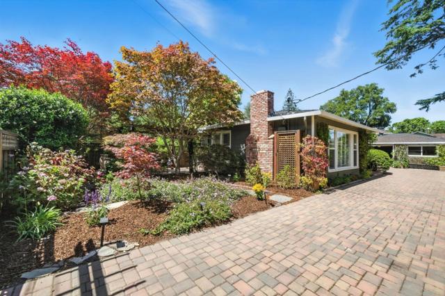 641 10th Avenue, Menlo Park CA: https://media.crmls.org/mediaz/51ad6ccf-db1a-47d8-b1bc-812b54f1a58f.jpg