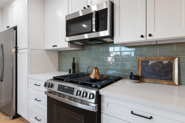 4490 Lubbock Drive, Simi Valley CA: https://media.crmls.org/mediaz/51ae3c29-668d-46a7-8e0f-51a1bfcd4920.jpg