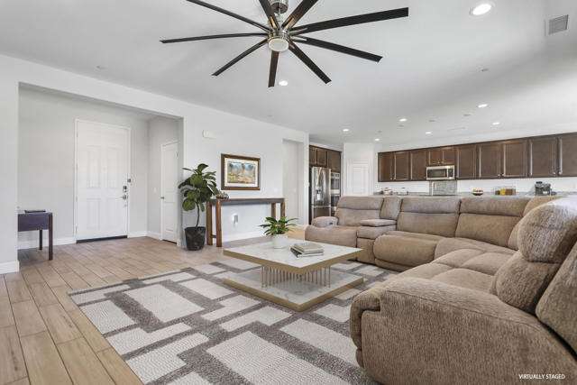 41399 Manchester Street, Indio CA: https://media.crmls.org/mediaz/51aeb1e2-140b-43a4-9bc2-2437fb63b0cf.jpg