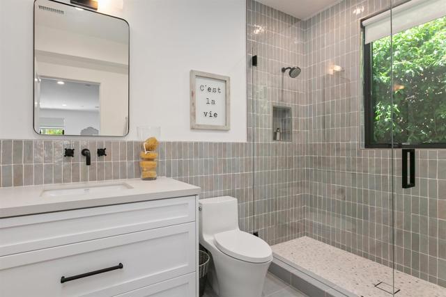 Detail Gallery Image 33 of 54 For 417 Warwick Ave, Cardiff By The Sea,  CA 92007 - 5 Beds | 5/1 Baths