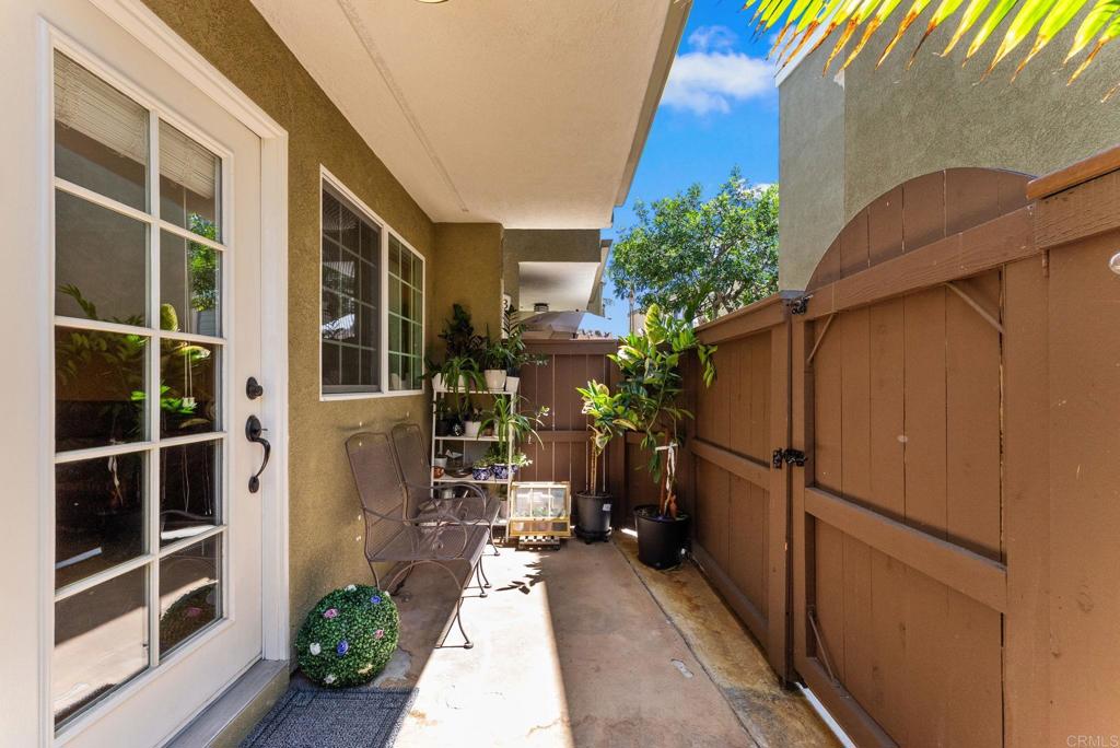 5404 Balboa Arms Drive - photo 12